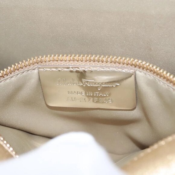 Salvatore Ferragamo Shoulder Bag Sequin 2way Gold Auth 108329 - Picture 10 of 16